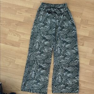 Mahina dark green and White Leaf Pattern Pants